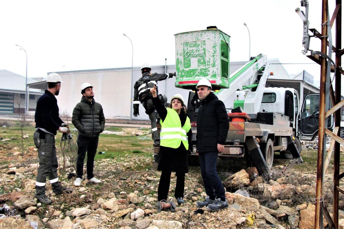 Dicle Elektrik, Şanlıurfa\'da Kesintisiz Enerji Sağlamak İçin Çalışmalarını Sürdürüyor