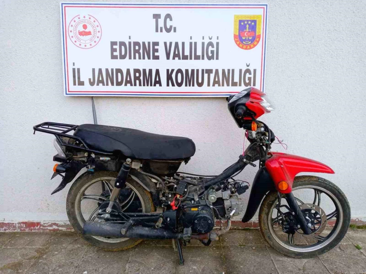 Edirne İpsala\'da Motosiklet Hırsızlığı Şüphelileri Yakalandı