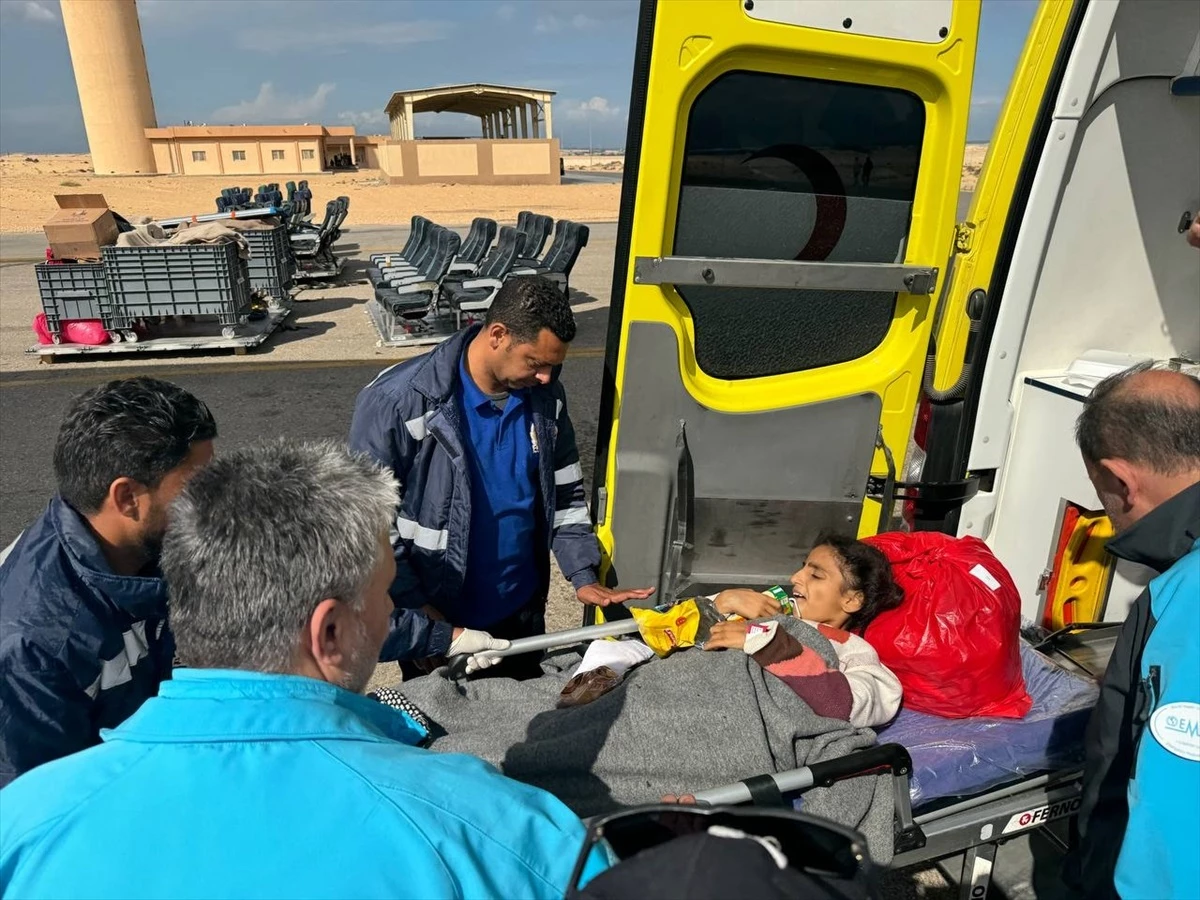 İsrail saldırılarından etkilenen hastalar Türkiye\'ye getiriliyor