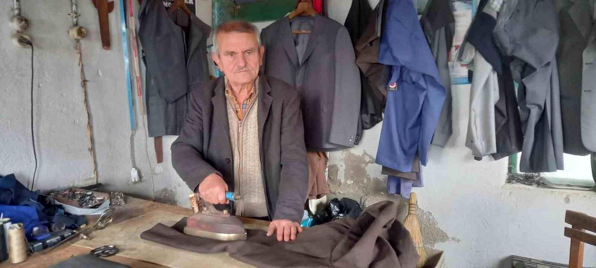 Teknolojiye Direnen Terzi Ekrem Kızılbağ