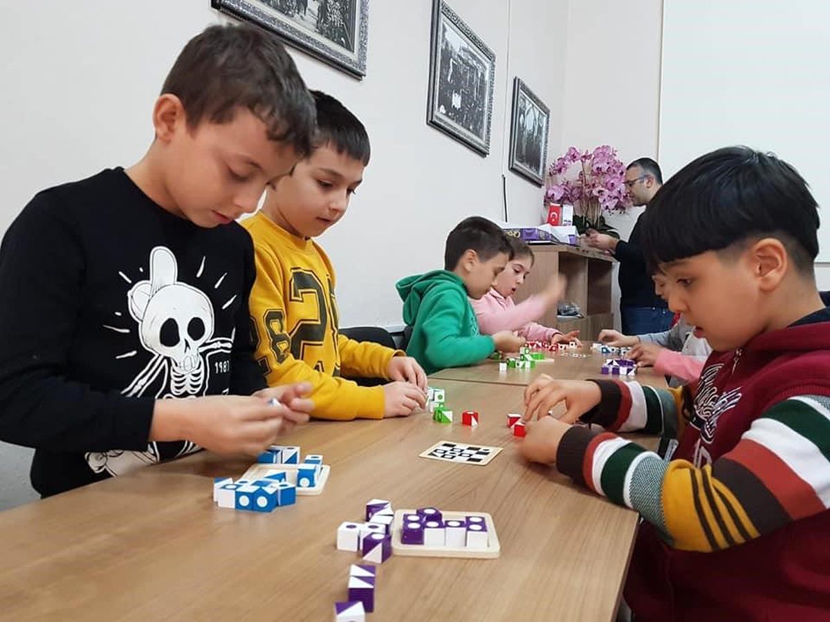 Karesi Belediyesi ve Balıkesir Üniversitesi işbirliğiyle Akıl ve Zeka Oyunları Atölyesi başlıyor