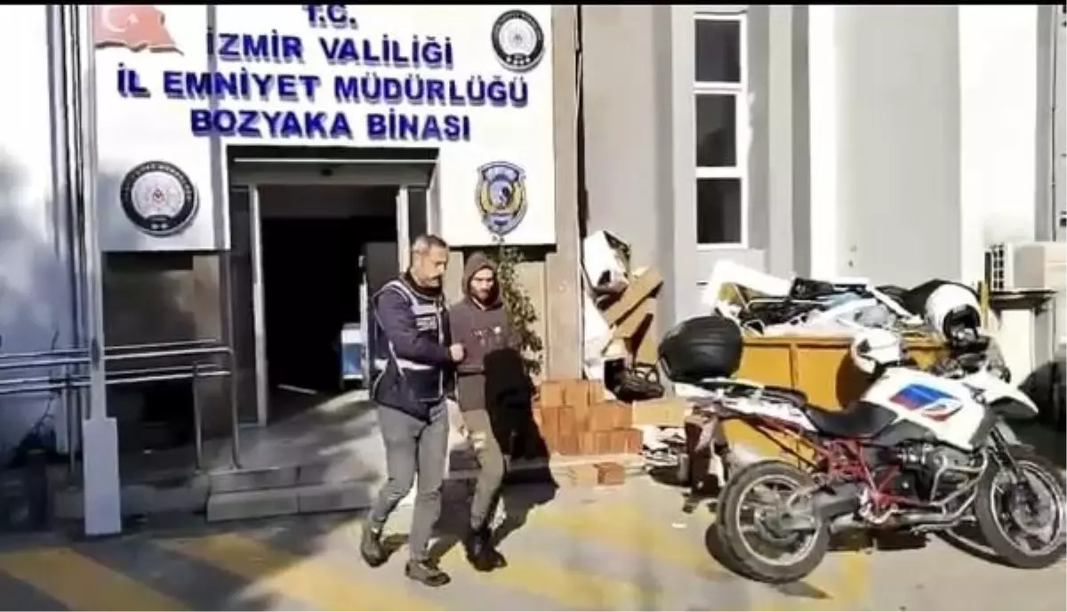 İzmir'de Kurusıkı Tabanca İle Cinayet İşleyen Şüpheli Tutuklandı