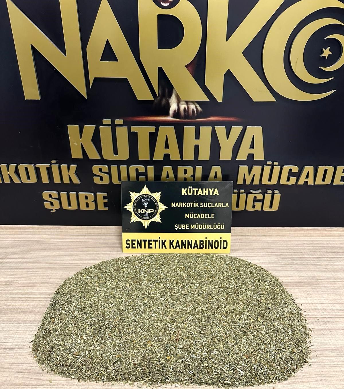 Kütahya\'da Bin 105 Gram Bonzai Ele Geçirildi, Bir Şüpheli Tutuklandı