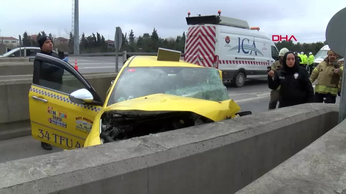 Kuzey Marmara Otoyolu\'nda Taksinin Beton Bariyere Çarpması Sonucu 1 Ölü, 1 Yaralı