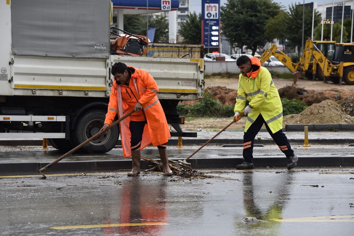 Mersin Büyükşehir Belediyesi Yağışlara Hazır