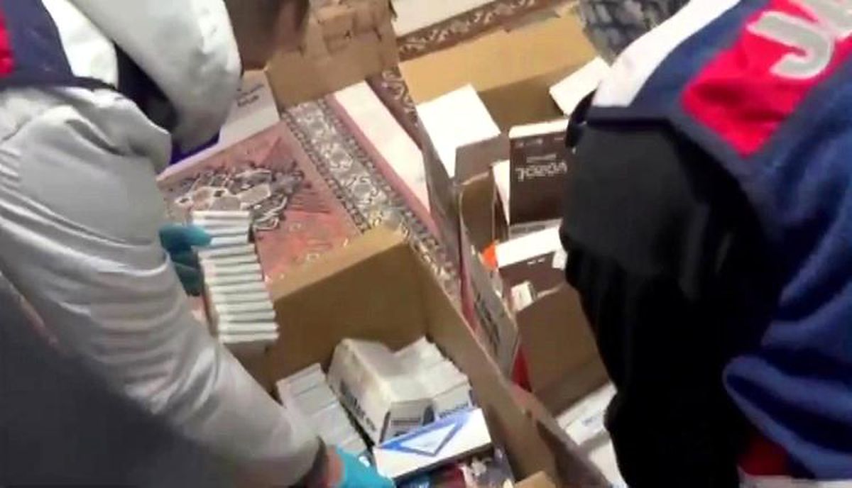 Sakarya\'da Elektronik Sigara Operasyonu: 105 Adet Ele Geçirildi