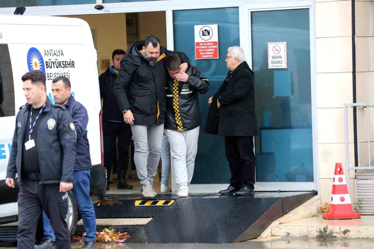 Antalya\'da sel felaketinde hayatını kaybeden kişinin cenazesi alındı