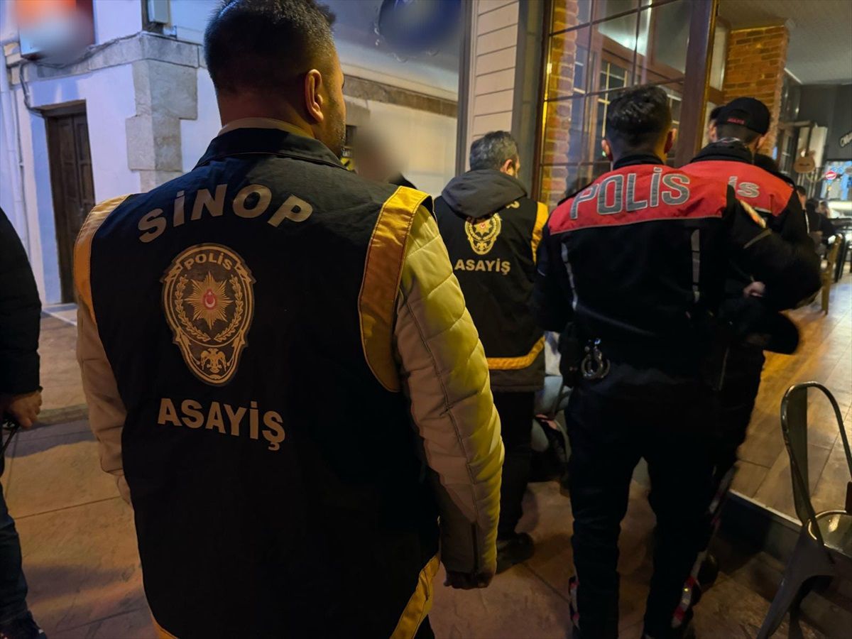 Sinop\'ta çeşitli suçlardan aranan 12 kişi yakalandı