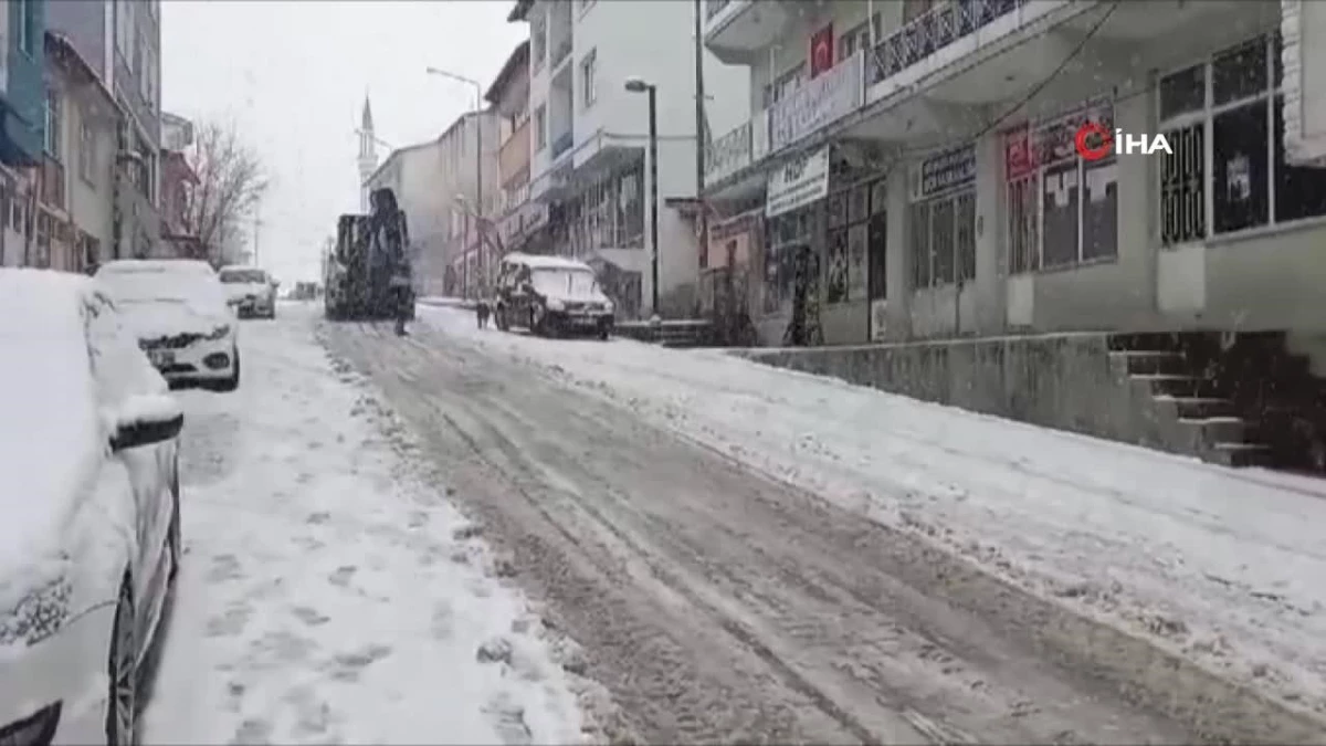 Tunceli\'de kar yağışı etkili olmaya başladı