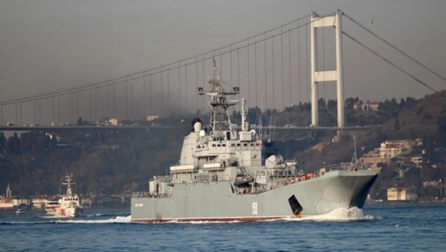 Ukrayna, Rusya Karadeniz Filosu'na ait büyük çıkarma gemisini imha etti