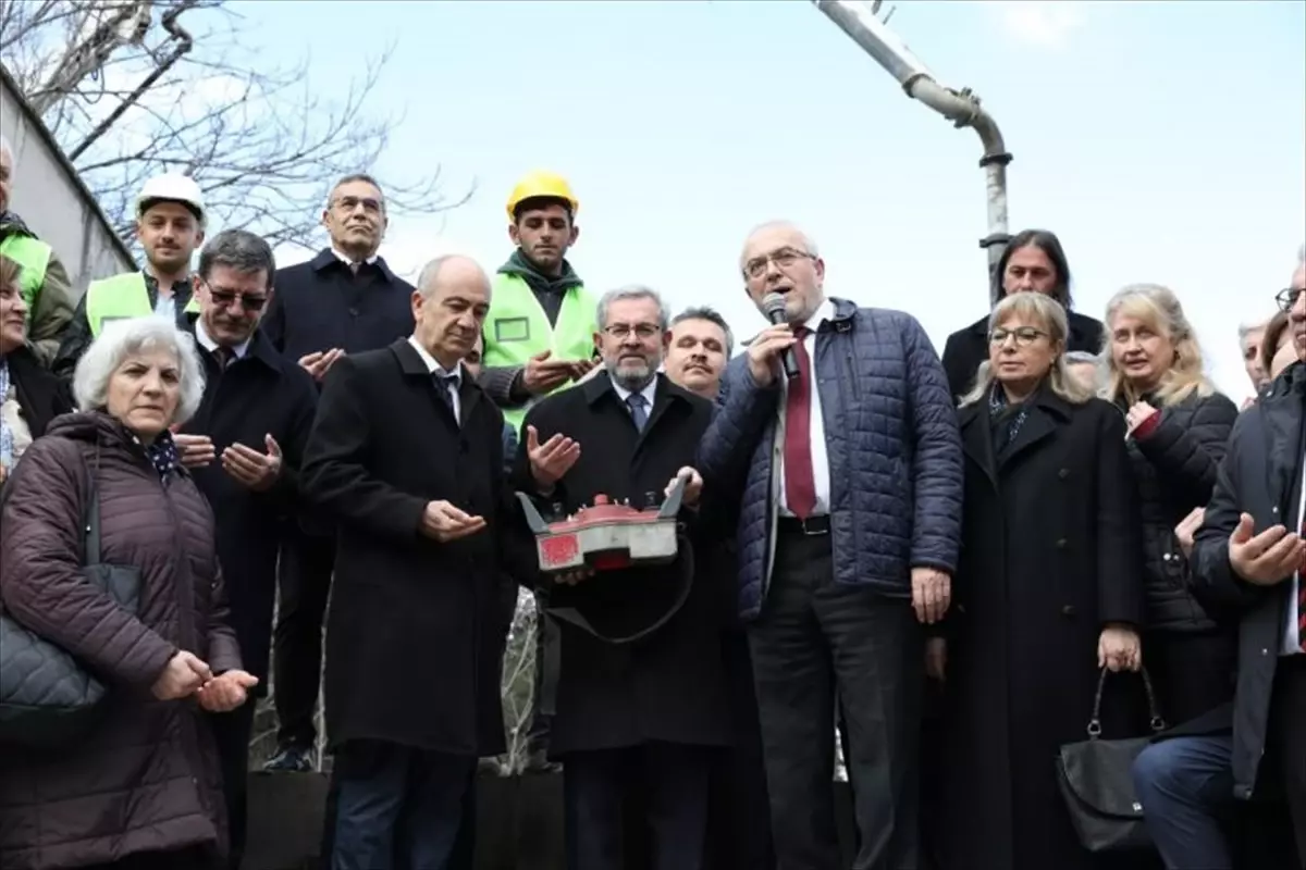 Ankara Üniversitesi\'nde Seralar Gençlik Merkezi\'nin Temeli Atıldı