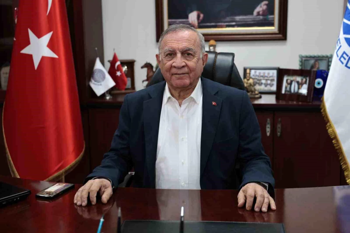 Seyhan Belediye Başkanı CHP\'den istifa etti