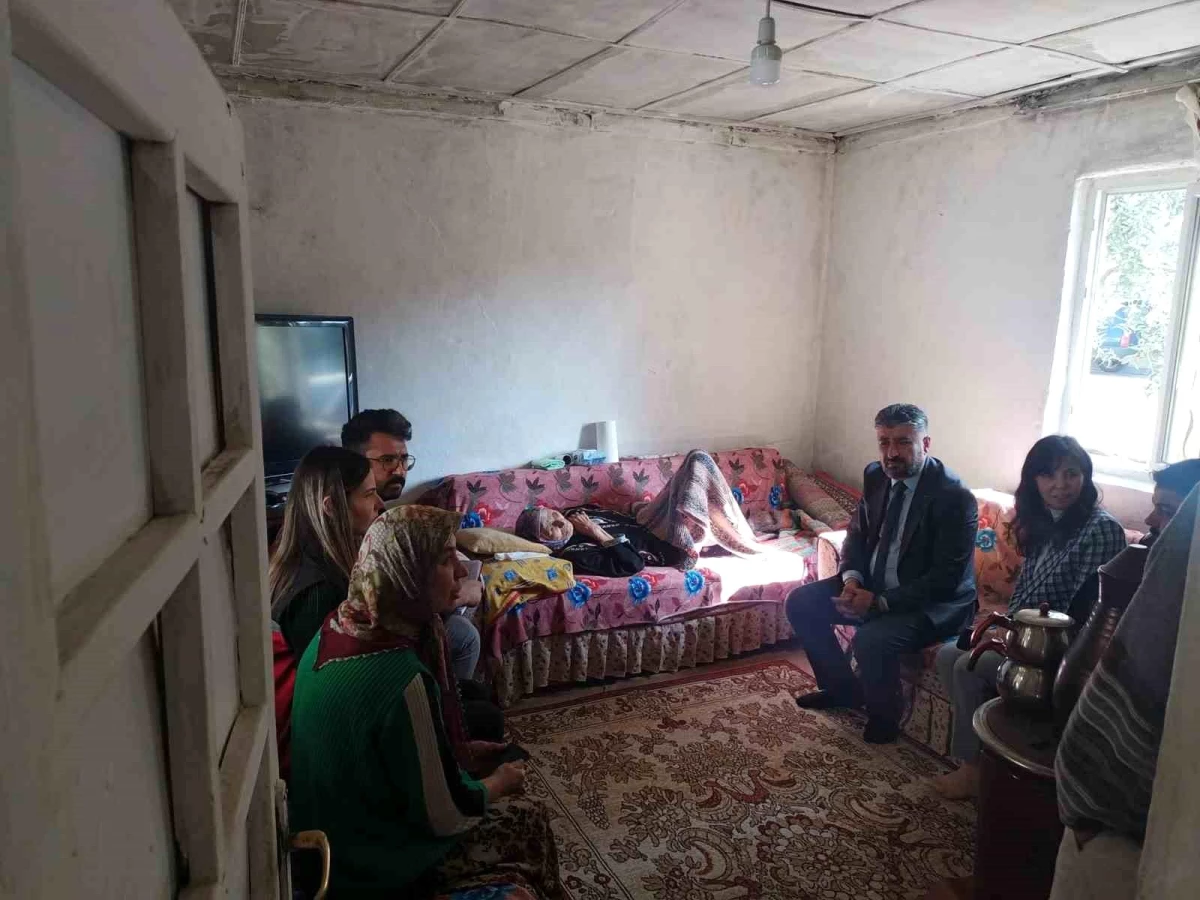 Aydın\'ın Çine ilçesinde Evde Engelli Bakım Hizmeti alan vatandaşlar ziyaret ediliyor