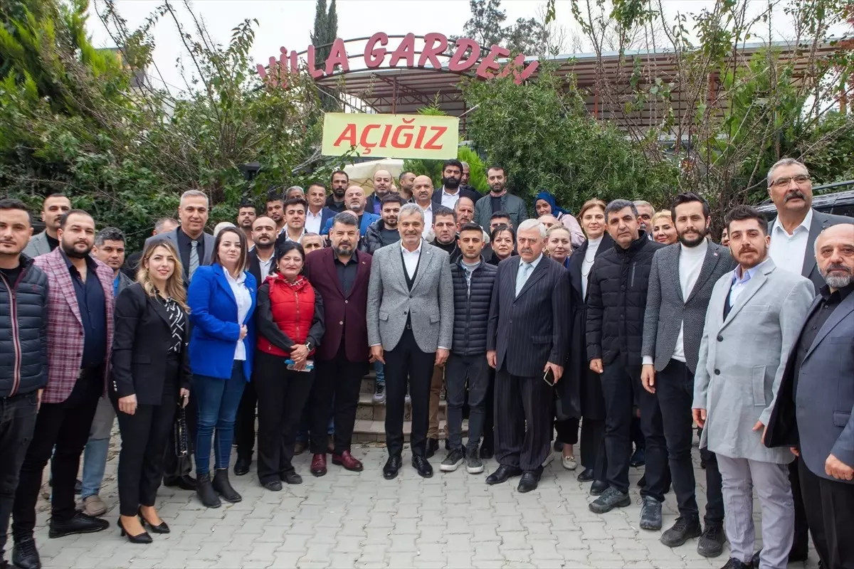 Mehmet Öntürk, Hatay\'da kanaat önderleri ve vatandaşlarla buluştu