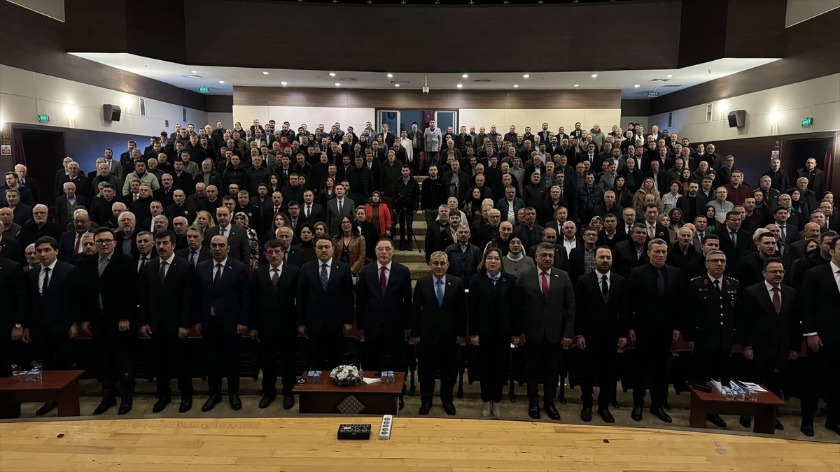 Kamu Başdenetçisi Şeref Malkoç, Kütahyalılarla Buluştu
