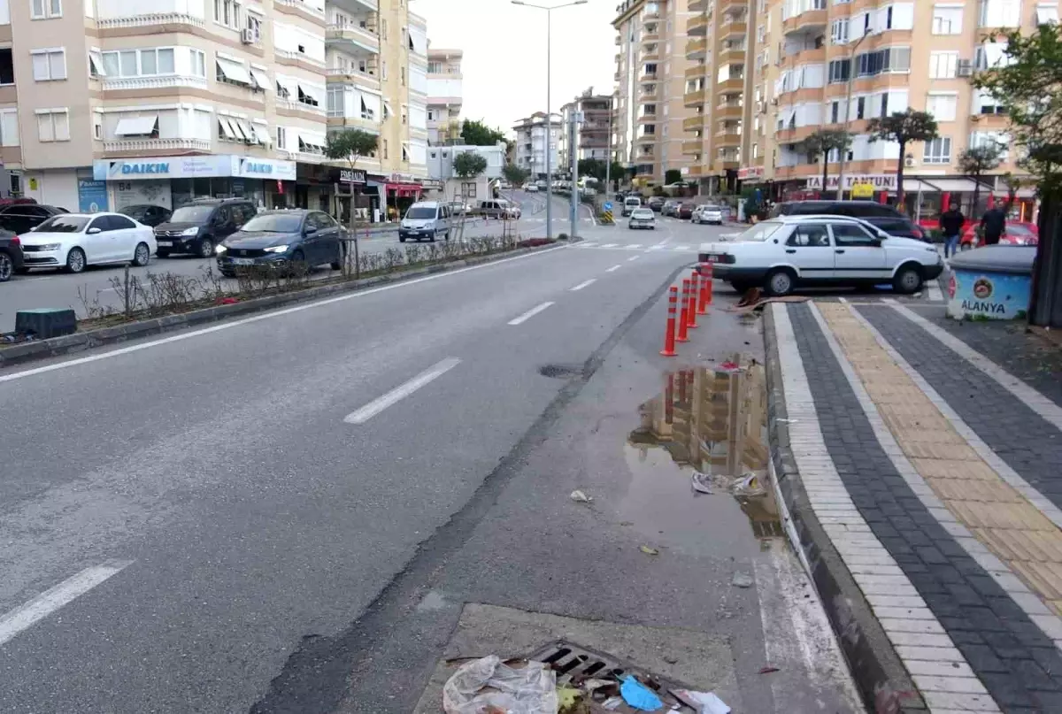 Alanya\'da motosiklet kazası: Sürücü hayatını kaybetti