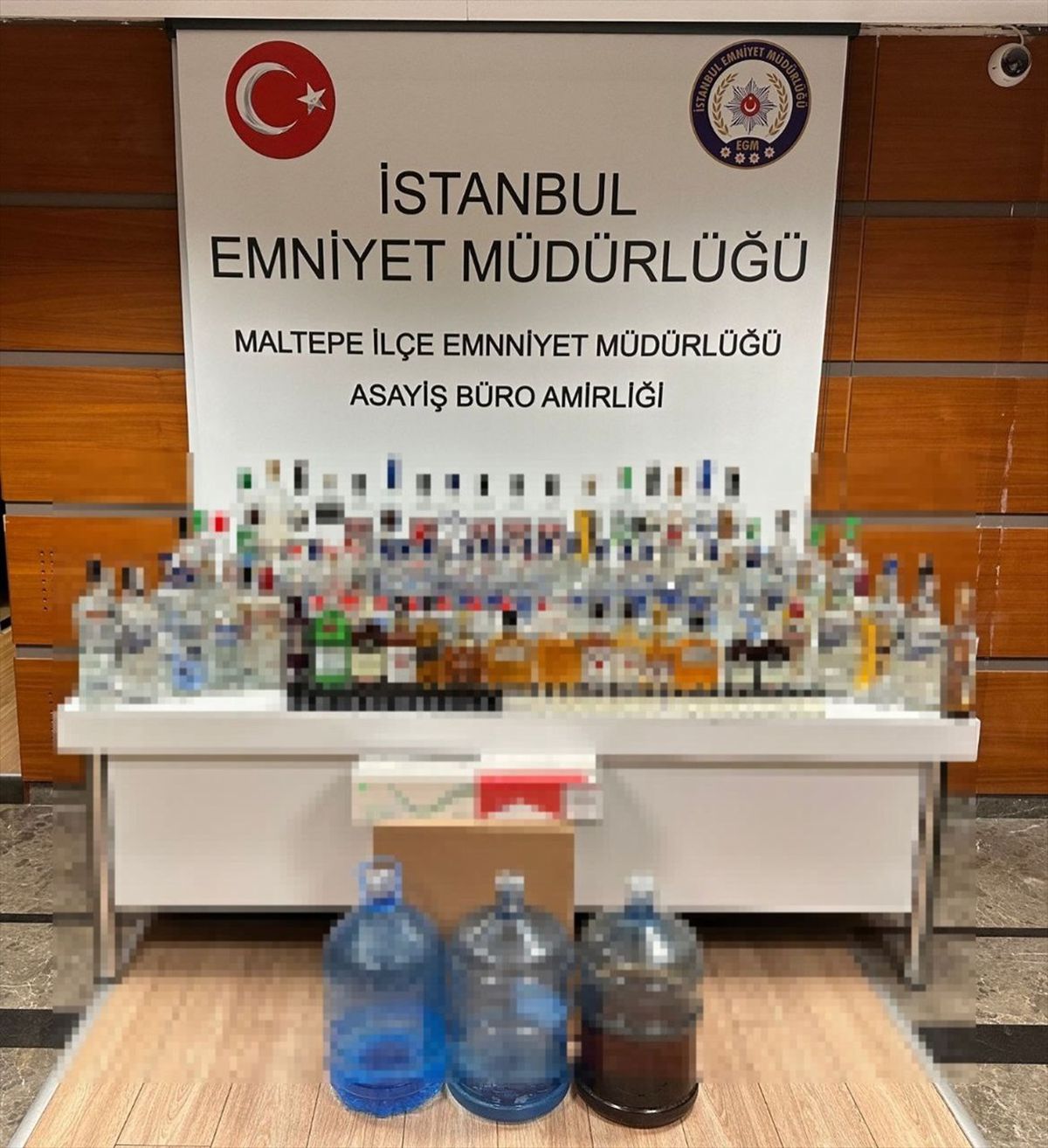 Maltepe\'de Sahte İçki İmalatı Yapan Şüpheli Gözaltına Alındı