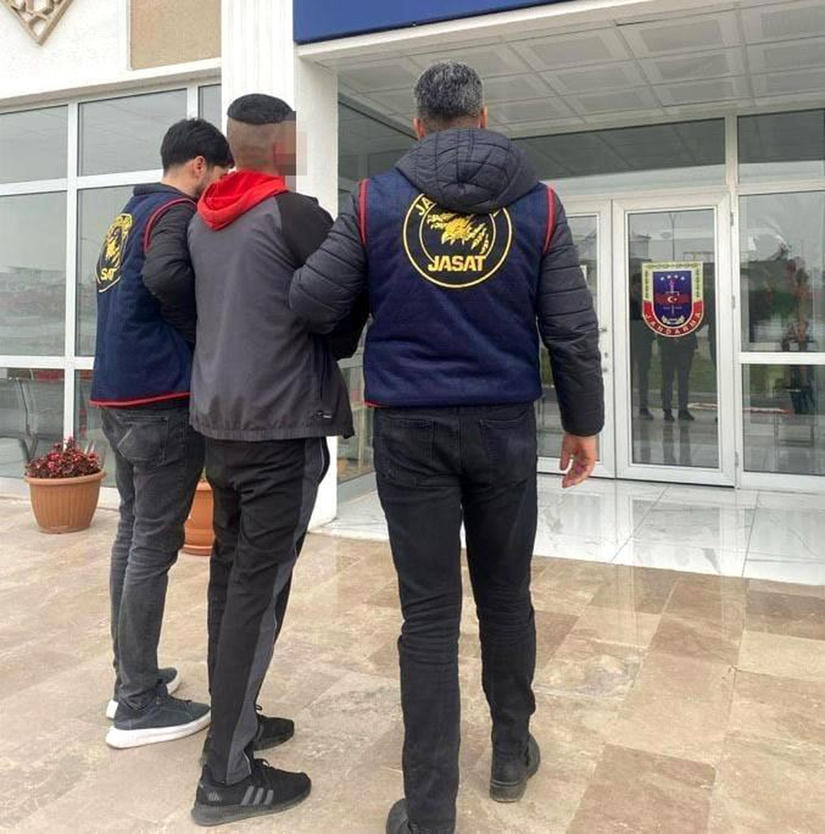 Manisa İl Jandarma Komutanlığı, 2023 yılında nitelikli olay sayılarında ve yakalanan şahıslar sayısını en çok arttıran il oldu