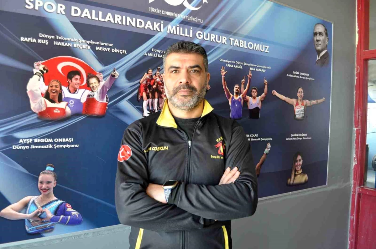 Mehmet Furkan Karabek Spor Toto Türkiye Kick Boks Şampiyonası\'nda 2. oldu