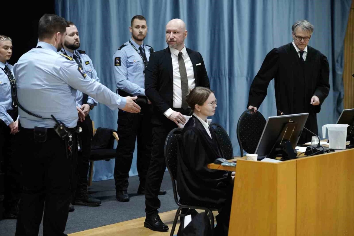 Norveç\'te 77 kişiyi katleden teröristin tecrit davası kaybedildi