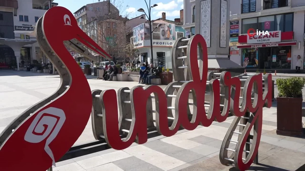 Sındırgı'da yatırımlar nüfusu arttırdı