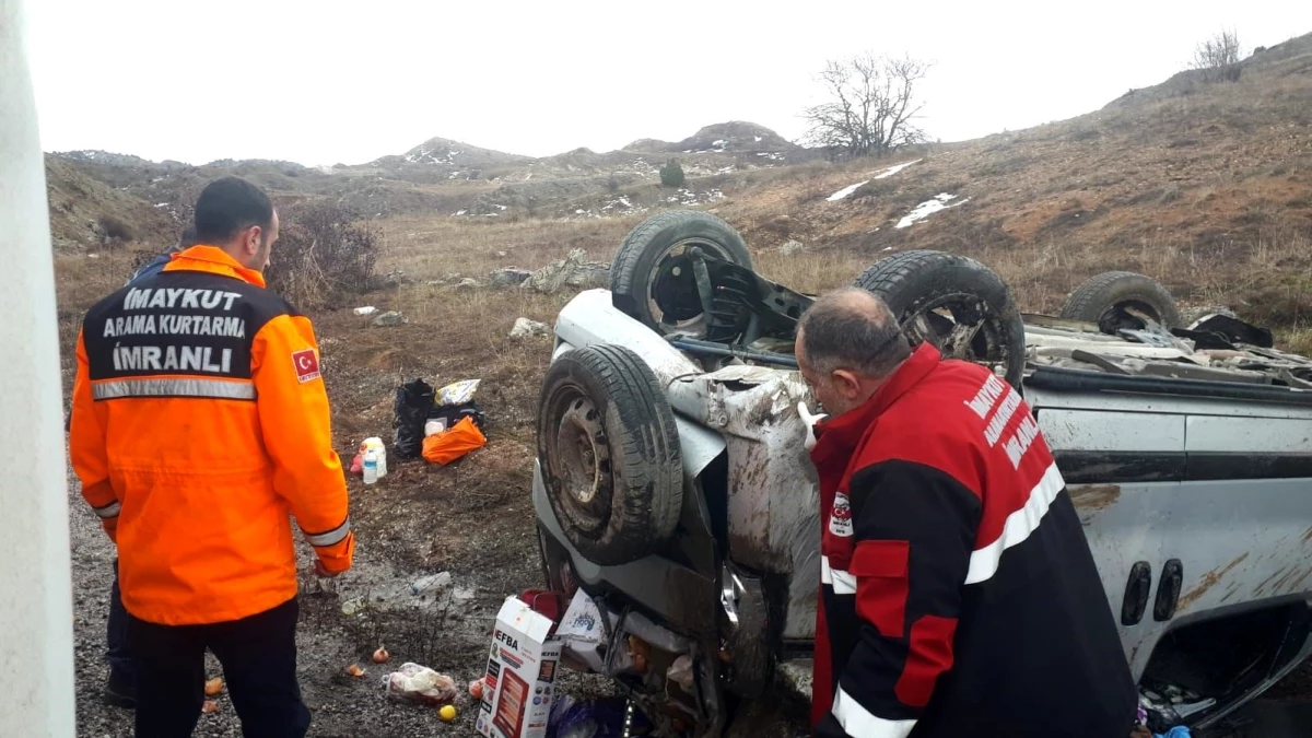 Sivas\'ın İmranlı ilçesinde meydana gelen kazada 5 kişi yaralandı