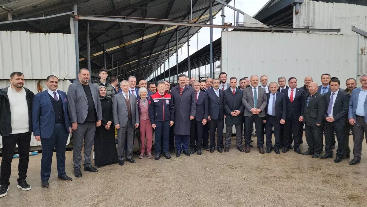 Tarım Bakanı Yumaklı, organize tarım bölgelerinin hayata geçirilmesine devam edileceğini söyledi