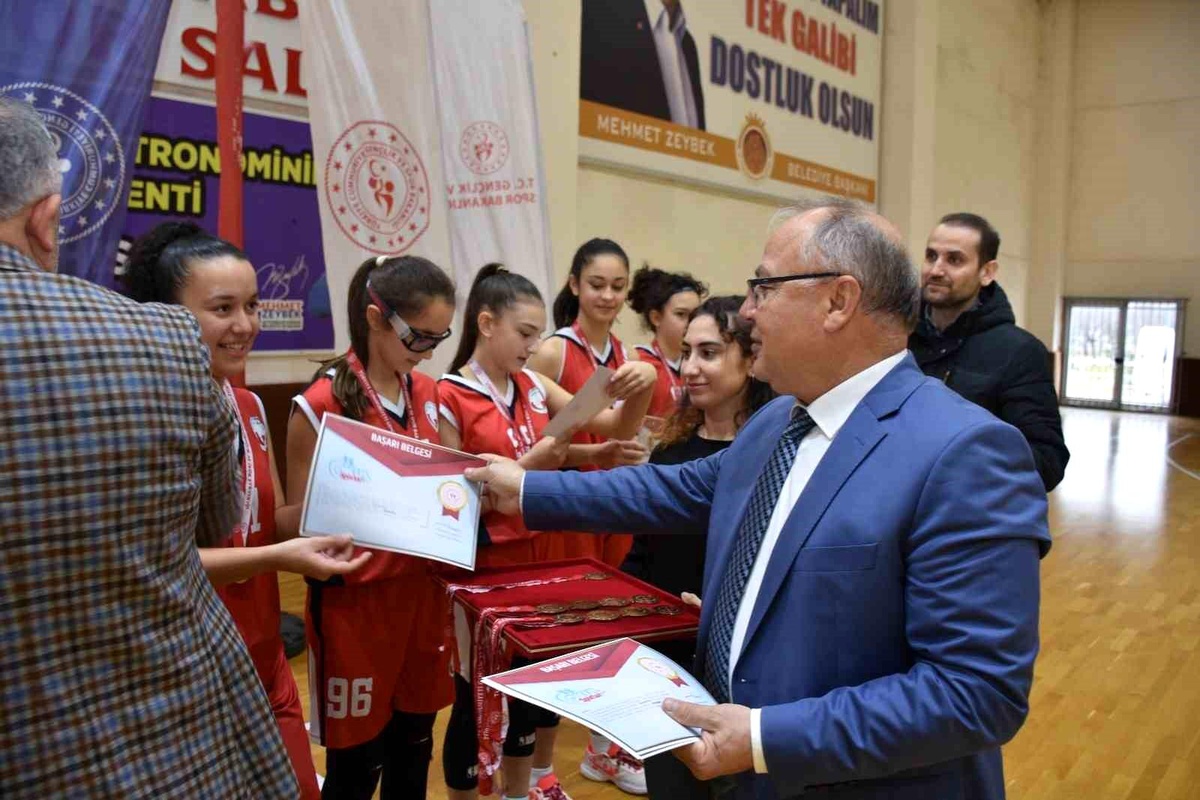 Okul Sporları Basketbol Müsabakaları Tamamlandı