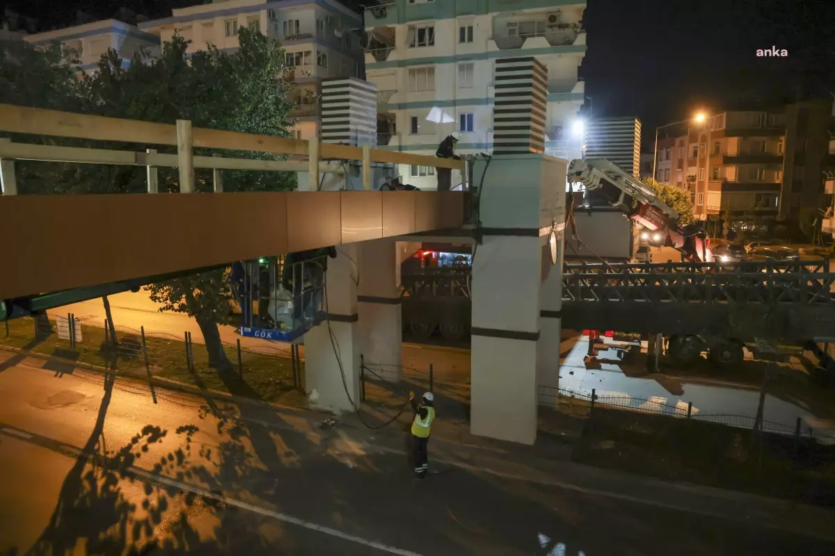 Antalya\'da Üst Geçitlerde Bakım-Onarım Çalışması Başladı