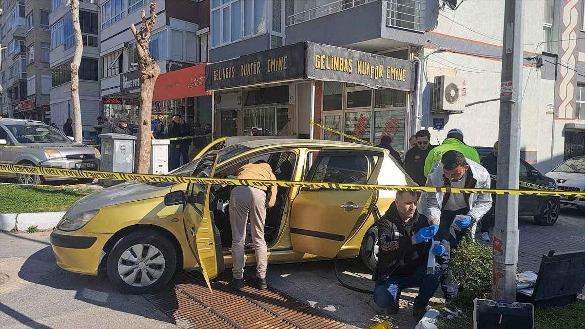 Aydın\'da Park Halindeki Otomobilde Kadını Yaralayan Kişi İntihar Etti