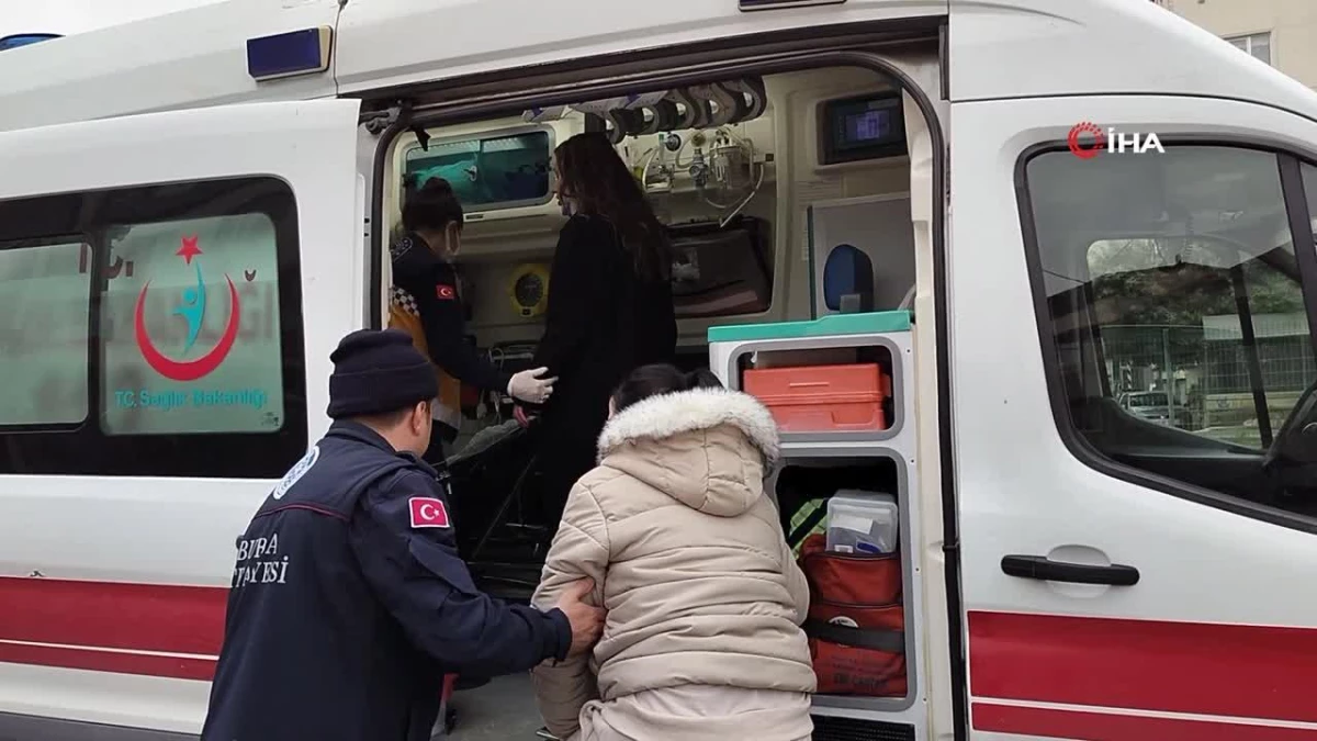 Bursa'da trafik kazası: 1'i ağır 4 yaralı