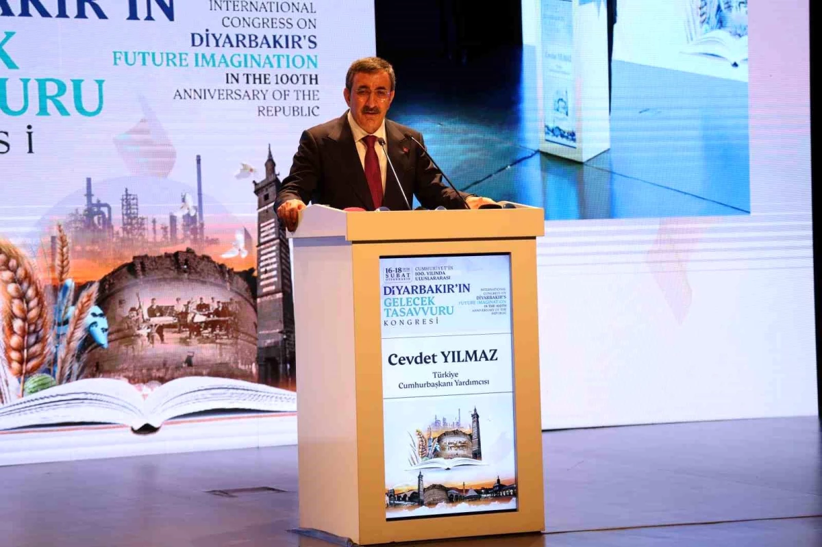 Cumhurbaşkanı Yardımcısı Cevdet Yılmaz: Diyarbakır\'da Huzur ve Emniyet İçindeyiz