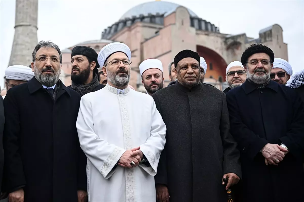 Diyanet İşleri Başkanı: İsrail\'in Gazze\'ye yönelik saldırıları derhal durdurulmalı