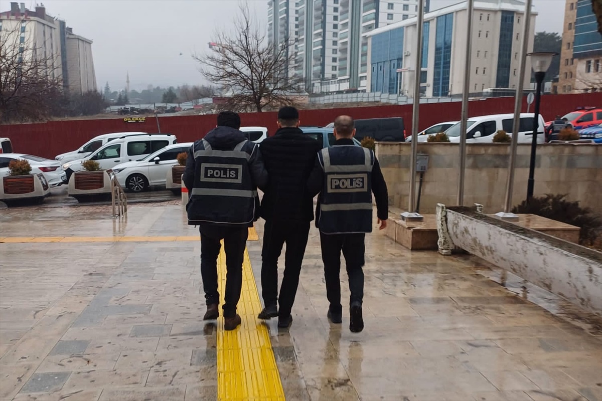 Elazığ\'da 14 firari hükümlü yakalandı