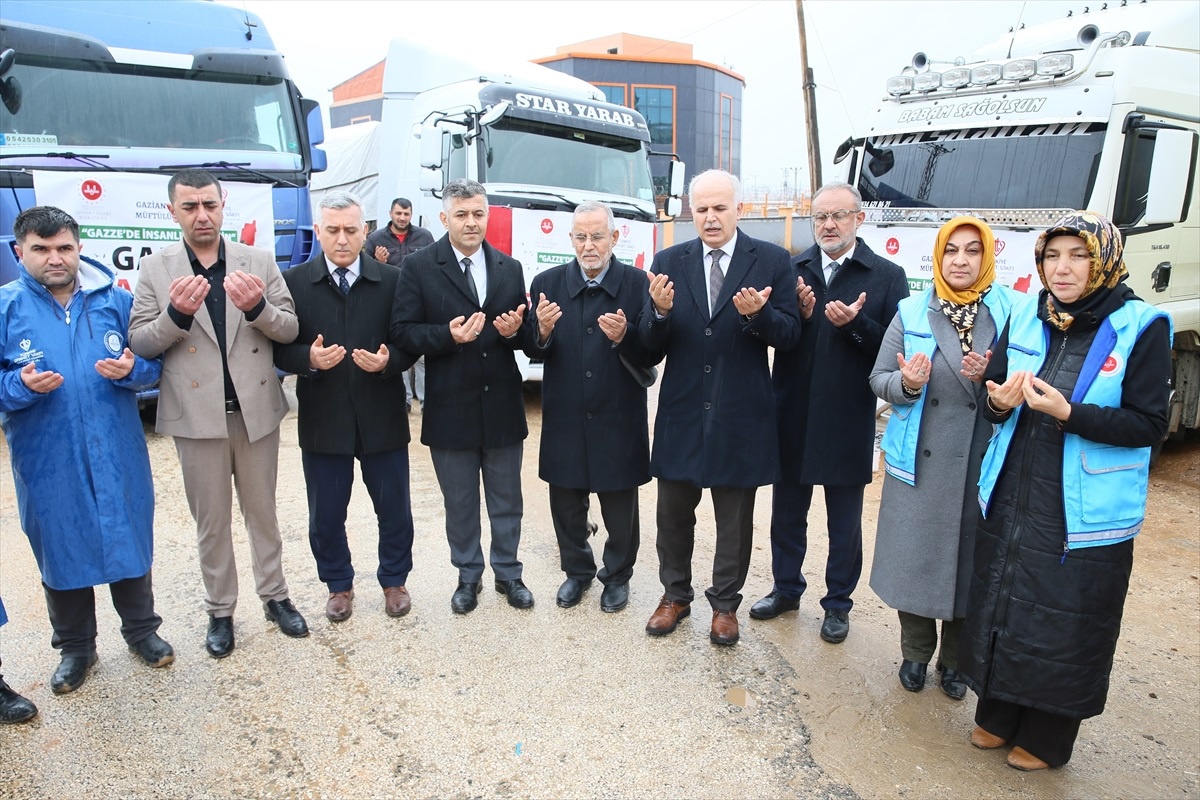 Gaziantep\'ten İsrail saldırıları altındaki Gazze\'ye 200 ton gıda yardımı gönderildi