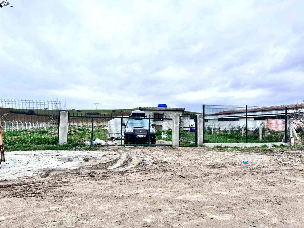 Çanakkale\'de Bağ Evinde Gaz Zehirlenmesi Sonucu 2 Kişi Hayatını Kaybetti