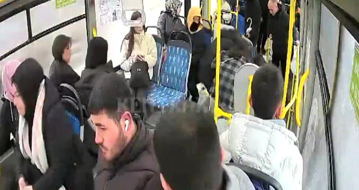 Isparta\'da Fenalaşan Üniversite Öğrencisi Otobüs Şoförü Tarafından Hastaneye Yetiştirildi