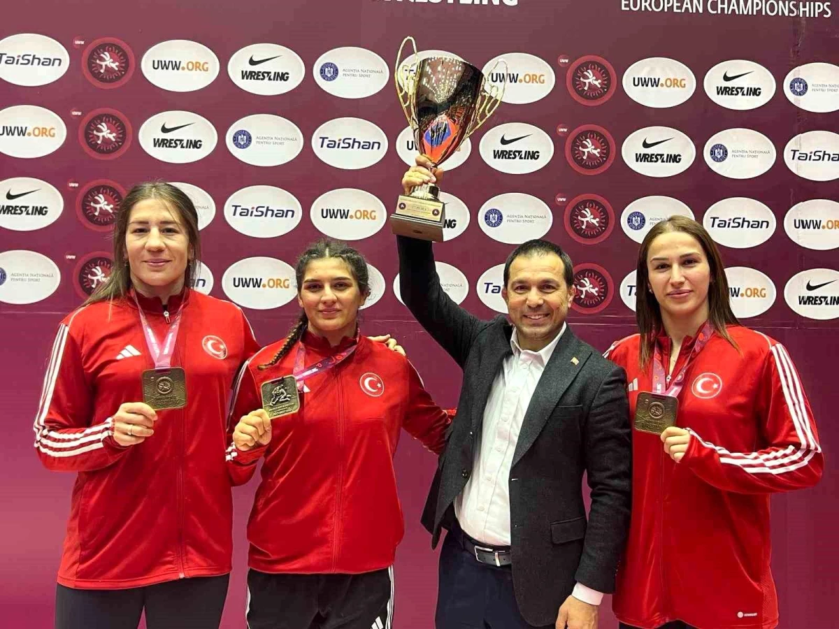 Türk Kadın Güreş Milli Takımı Avrupa İkincisi Oldu