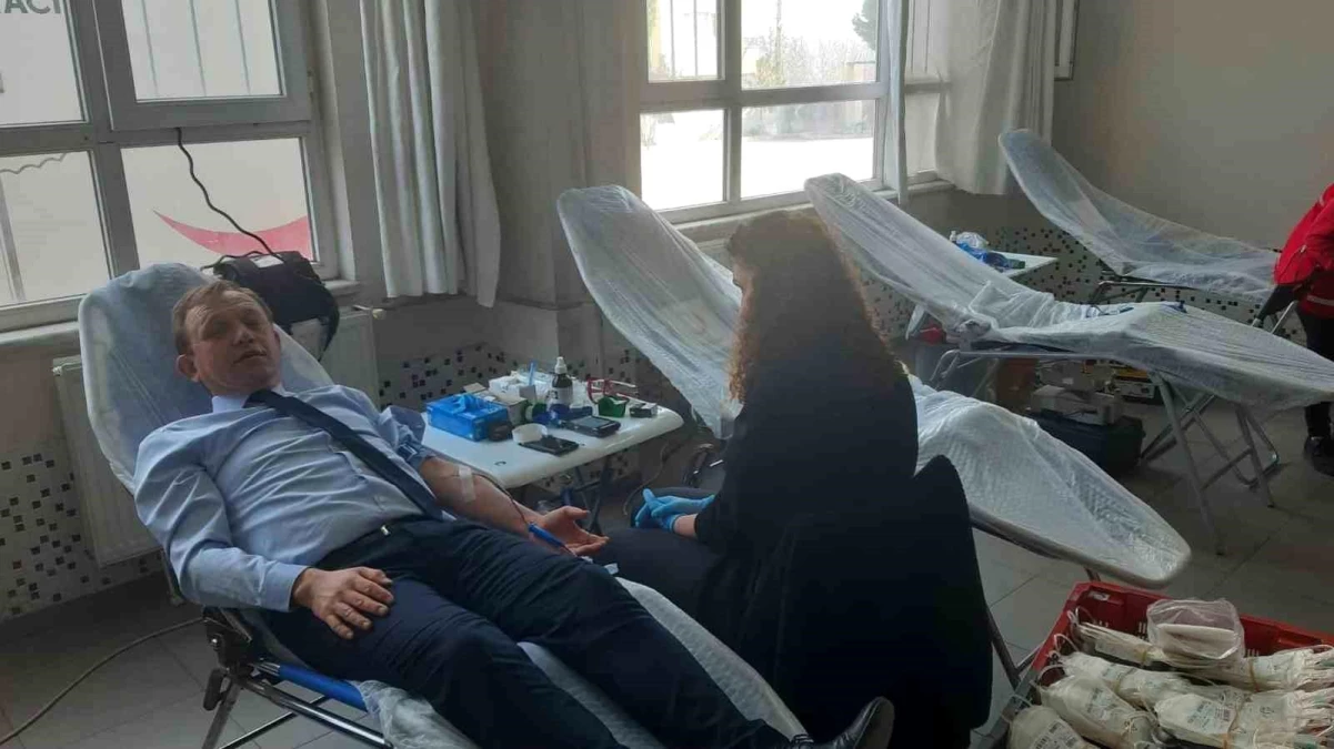 Aydın\'da \'Aydın Sana Kanım Feda Projesi\' kapsamında kan bağışı kampanyası düzenlendi