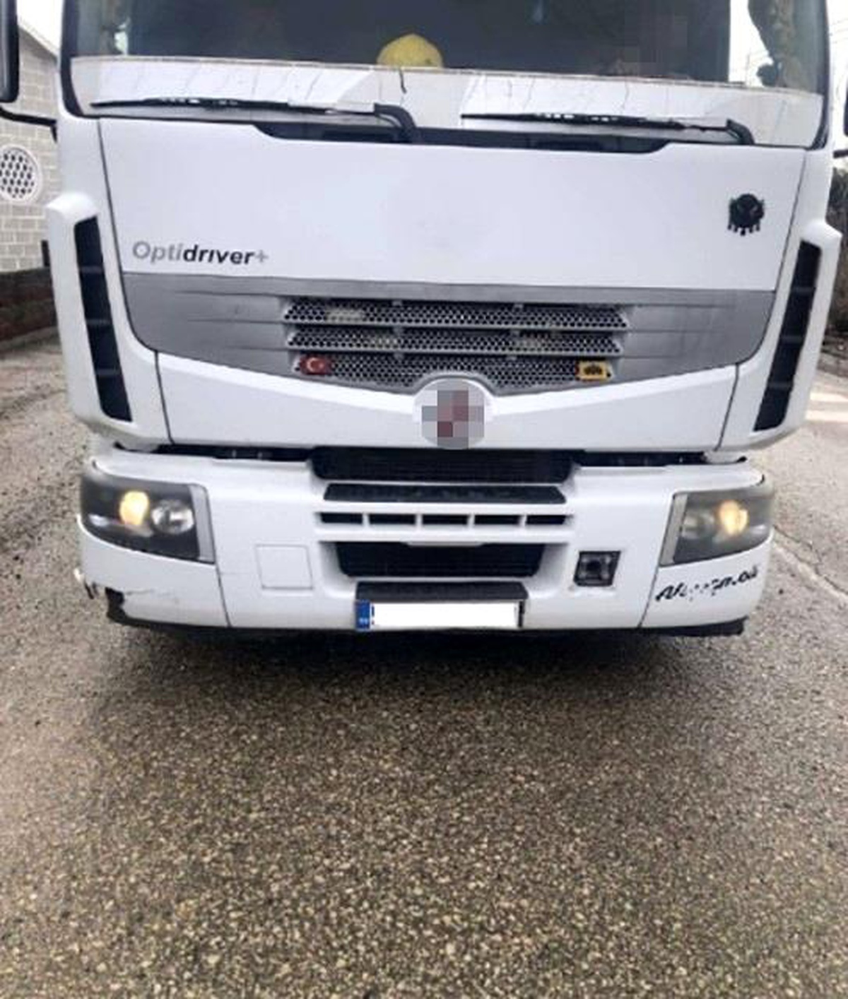 Kırklareli\'de Çakar Takan Tır Trafikten Men Edildi
