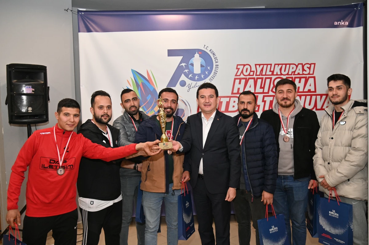 Kumluca Belediyesi Halı Saha Futbol Turnuvası\'nda Kupalar Sahiplerini Buldu