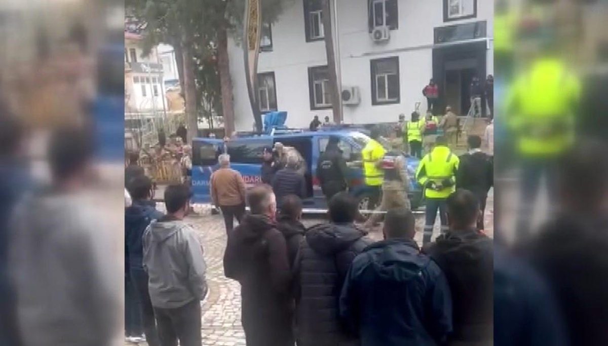Erzincan\'da maden sahasında yaşanan toprak kaymasıyla ilgili 6 kişi tutuklandı