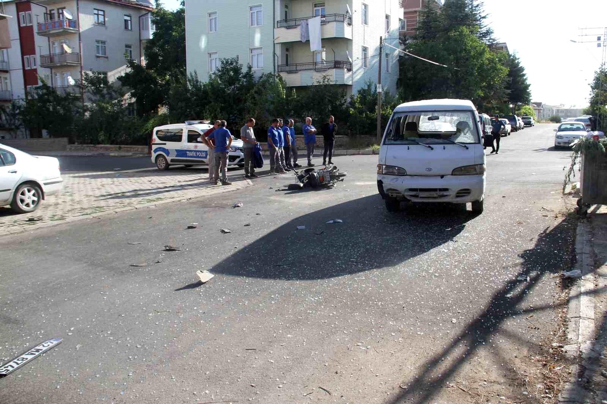 Ehliyetsiz sürücüye 1 yıl 11 ay hapis cezası