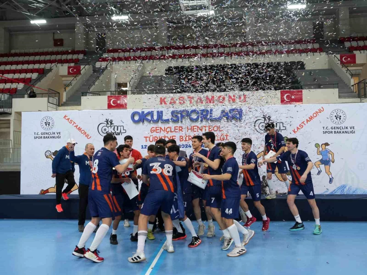 Okul Sporları Gençler Hentbol Türkiye Birinciliği\'nde Şampiyon Belli Oldu