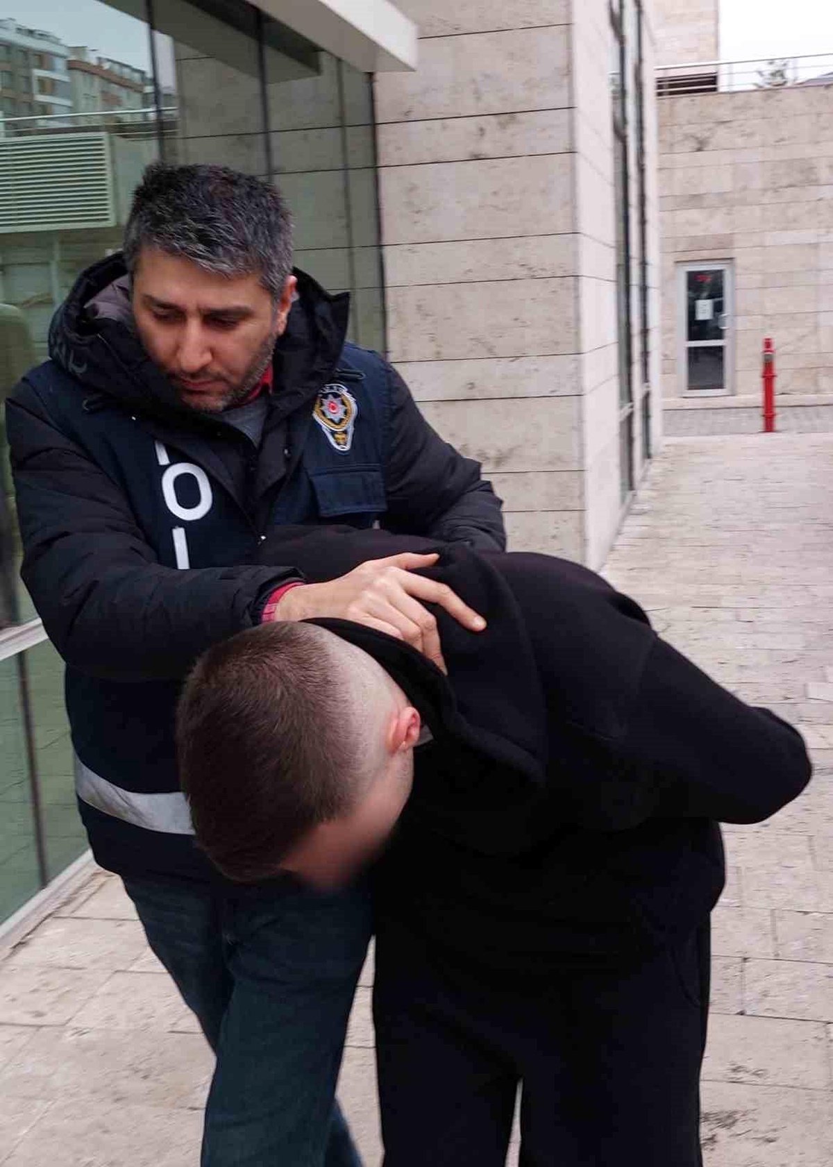 Samsun\'da tüfekle bir kişiyi yalayıp kaçan 2 kişi yakalandı