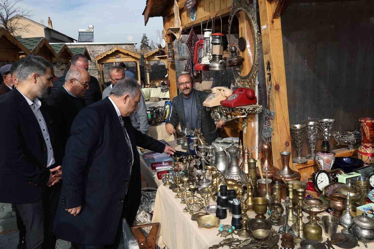 Talas\'ta Maharetli Eller Kadın Üretici Pazarı açılıyor