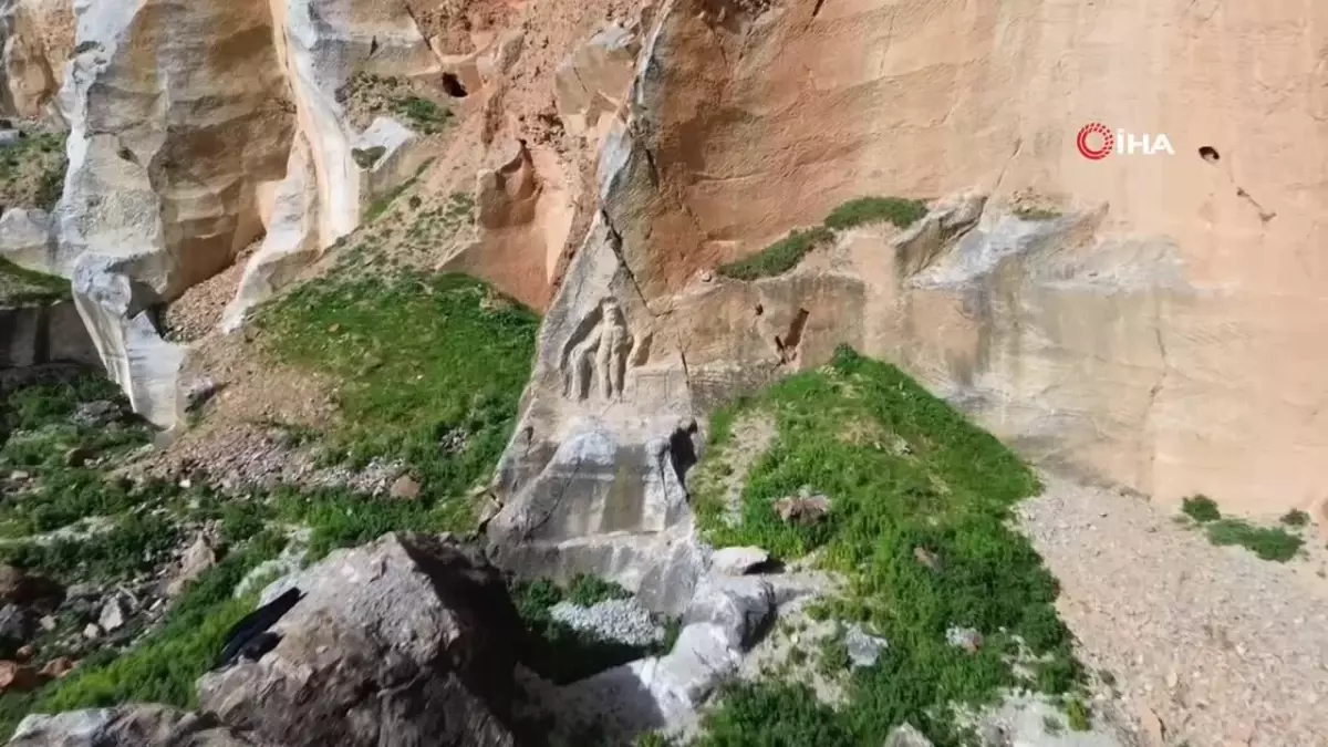 2 bin yıllık Herkül heykeli kurtarılmayı bekliyor