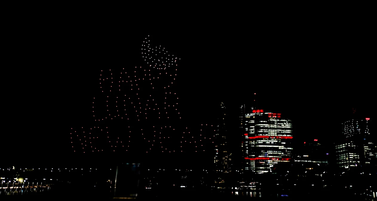 Sidney\'de Çin Yeni Yılı kutlamaları ışıklı drone gösterisiyle aydınlandı