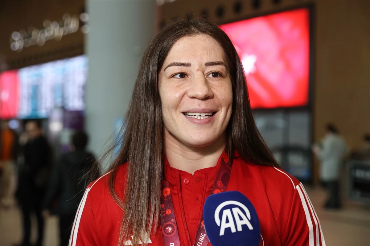 Kadın Güreş Milli Takımı Avrupa Şampiyonası\'nda ikinci oldu