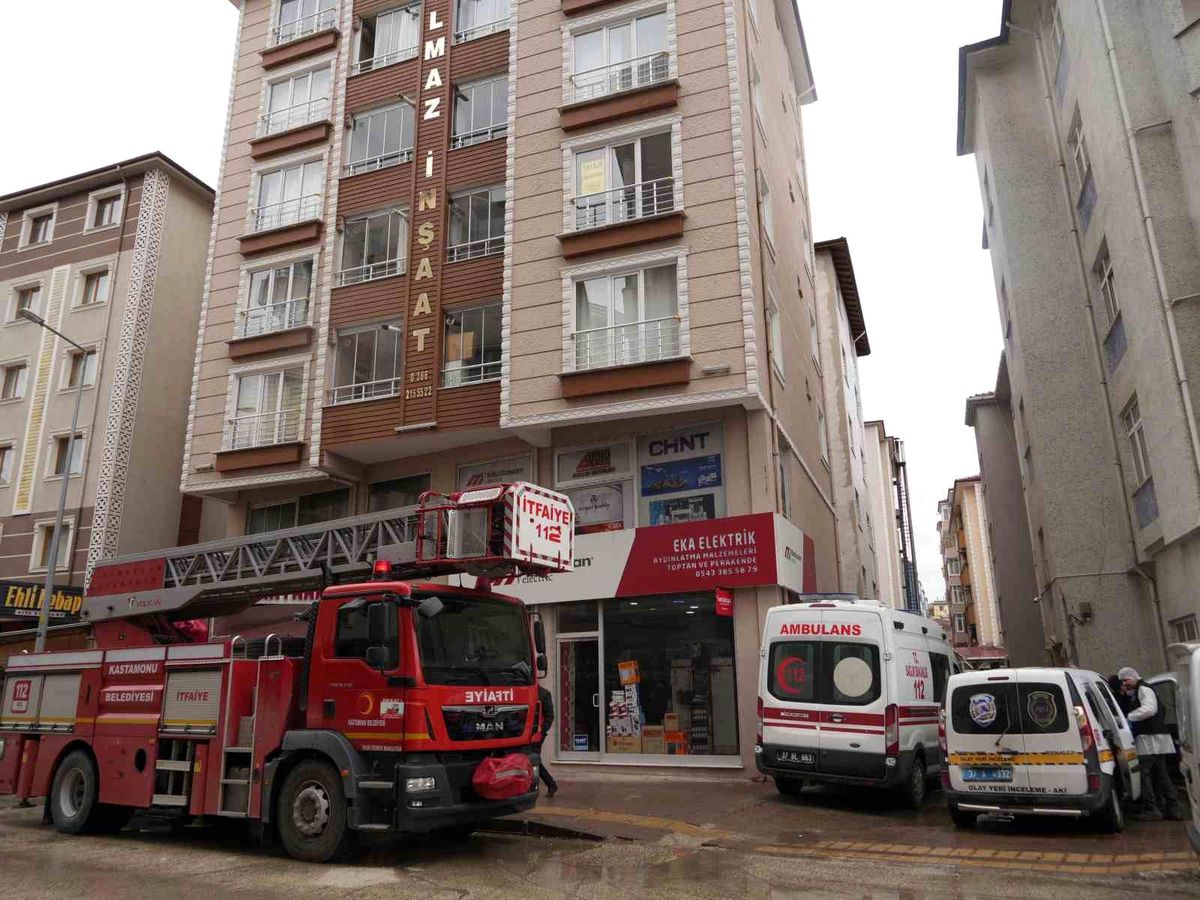 Kastamonu\'da Kendisinden Haber Alınamayan Vatandaş Evde Ölü Bulundu